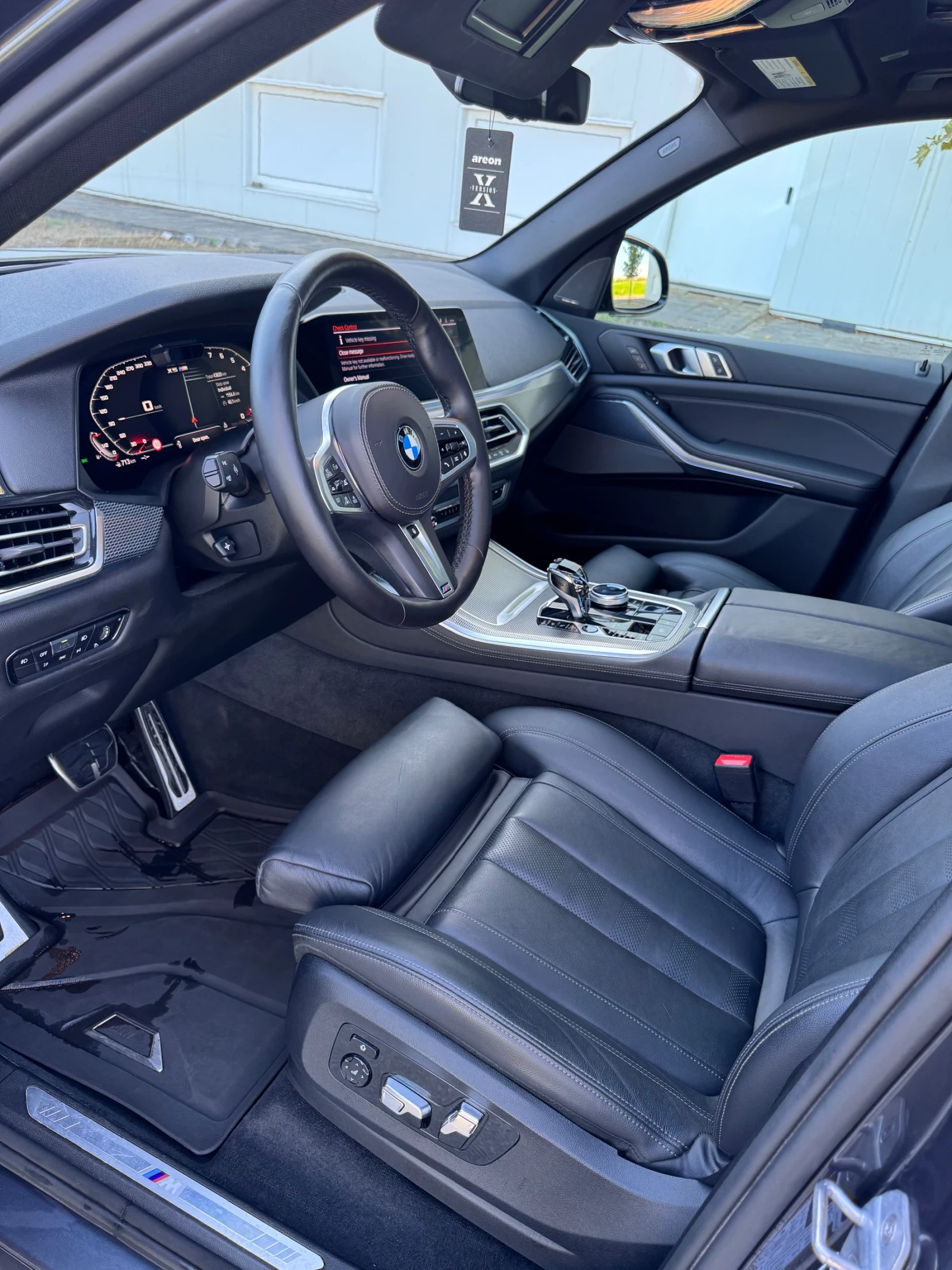 BMW X5  4.0i /Swarowski/Distronic/43 хил км - изображение 7