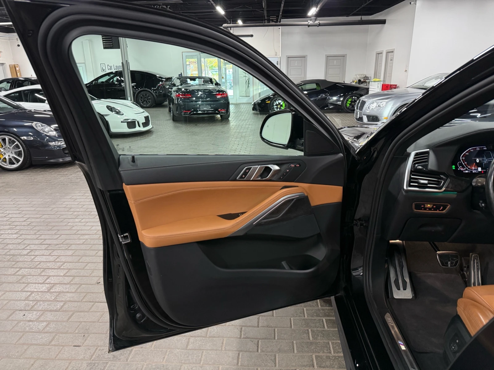 BMW X6 XDrive40i M-Sport , снимка 10 - Автомобили и джипове - 53824727