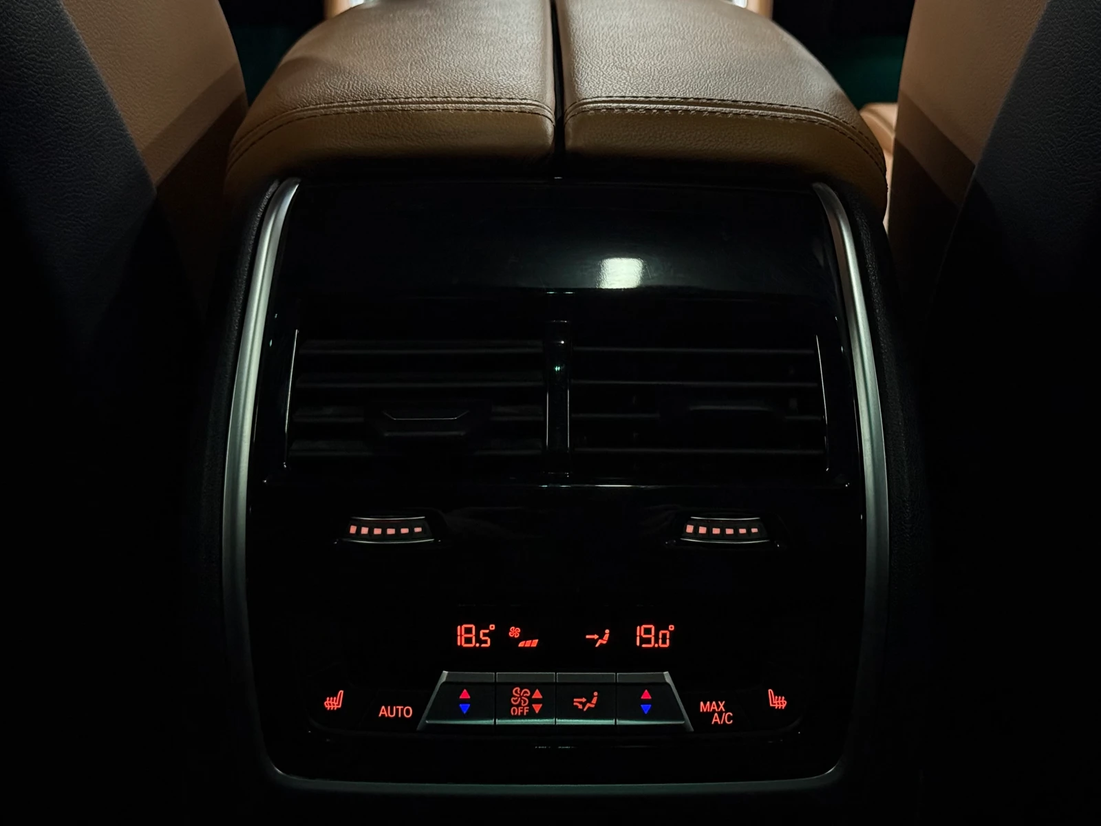 BMW X6 XDrive40i M-Sport , снимка 15 - Автомобили и джипове - 53824727