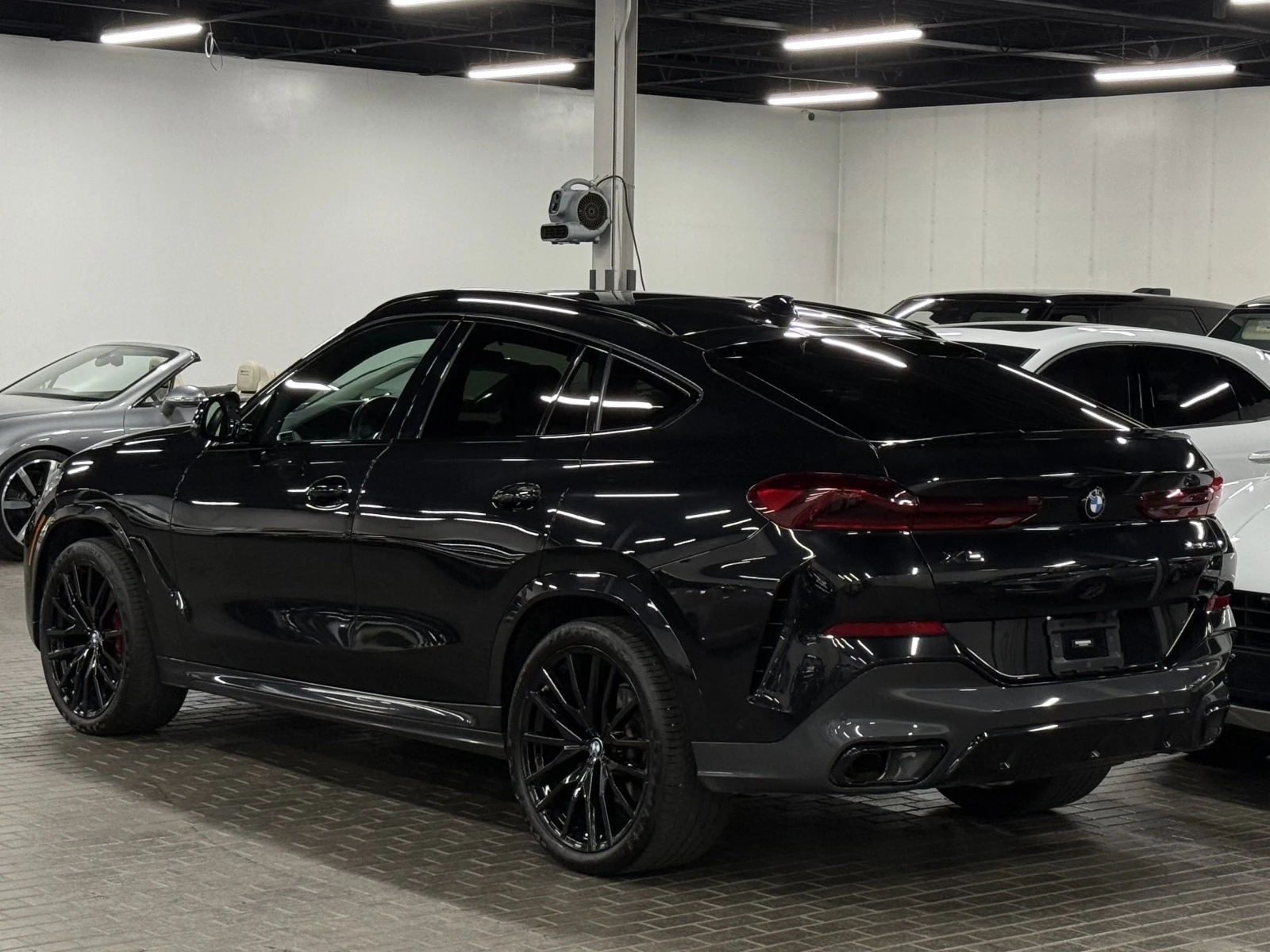 BMW X6 XDrive40i M-Sport , снимка 6 - Автомобили и джипове - 53824727