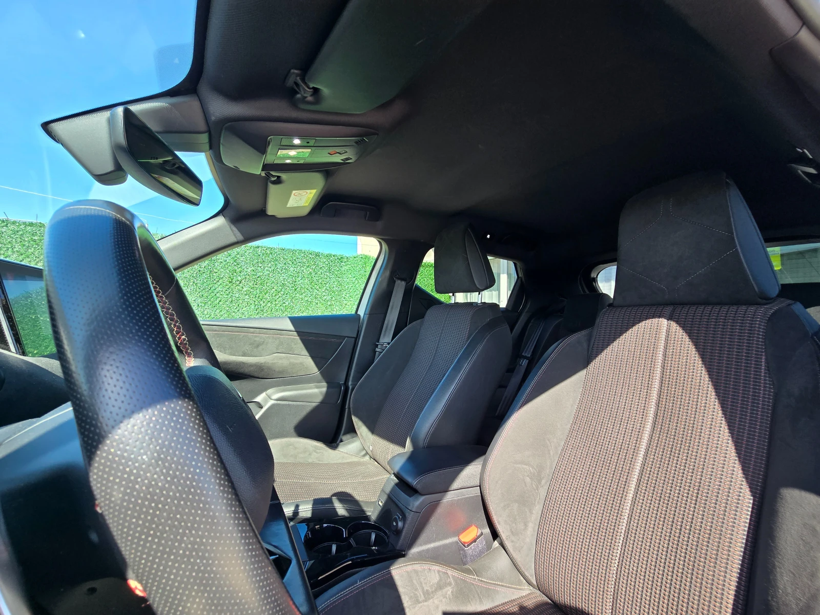 DS DS 3 Crossback PERFORMANCE LINE * 1.5 HDI , снимка 16 - Автомобили и джипове - 53830396