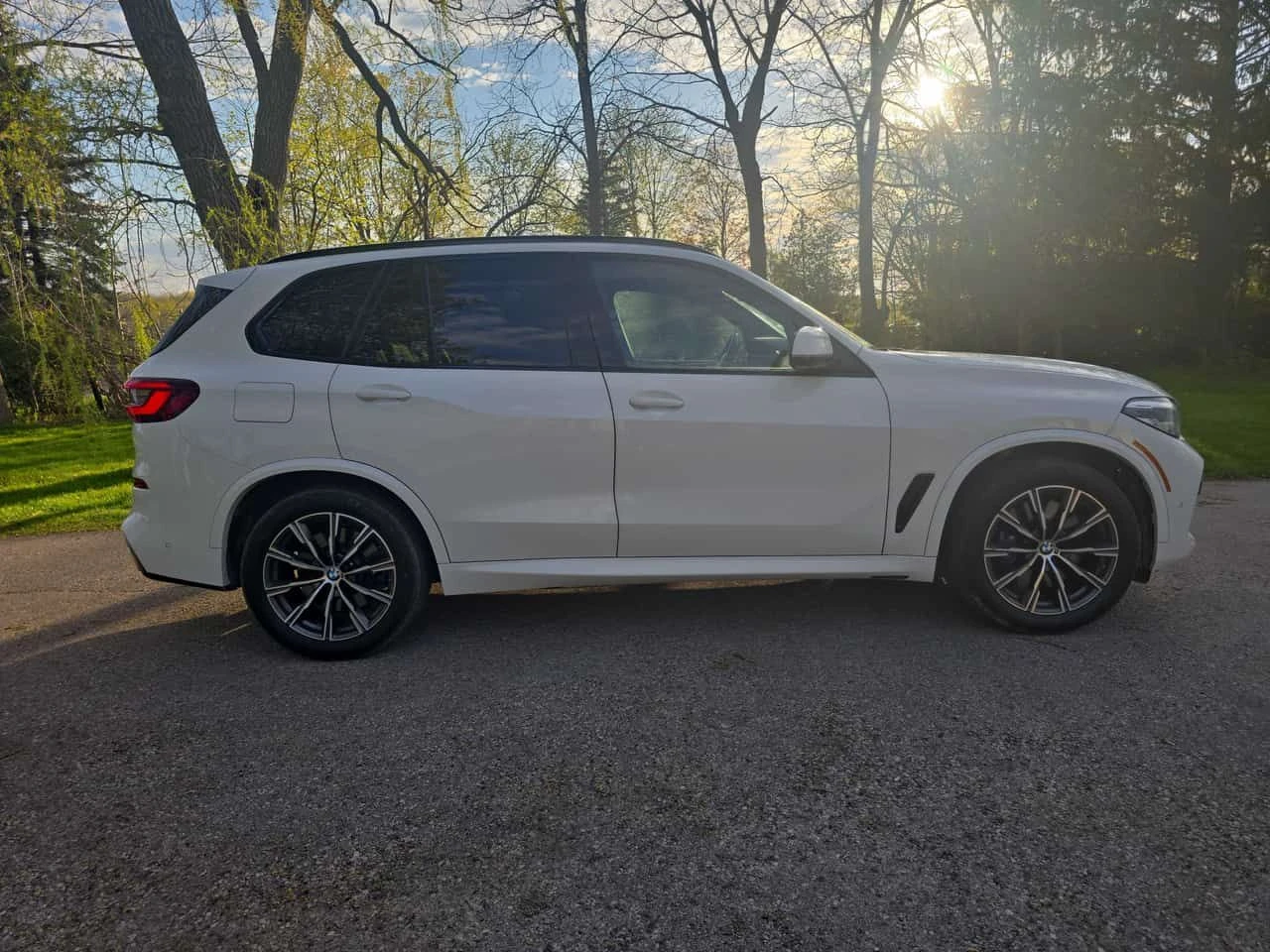 BMW X5 xDrive40i /360/HUD/M Пакет, снимка 3 - Автомобили и джипове - 54581070