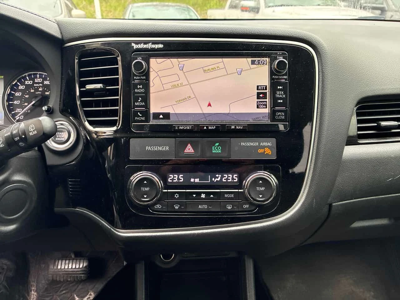 Mitsubishi Outlander * GT* АВТОКРЕДИТ БЕЗ ПЪРВОНАЧАЛНА ВНОСКА* , снимка 9 - Автомобили и джипове - 54597730