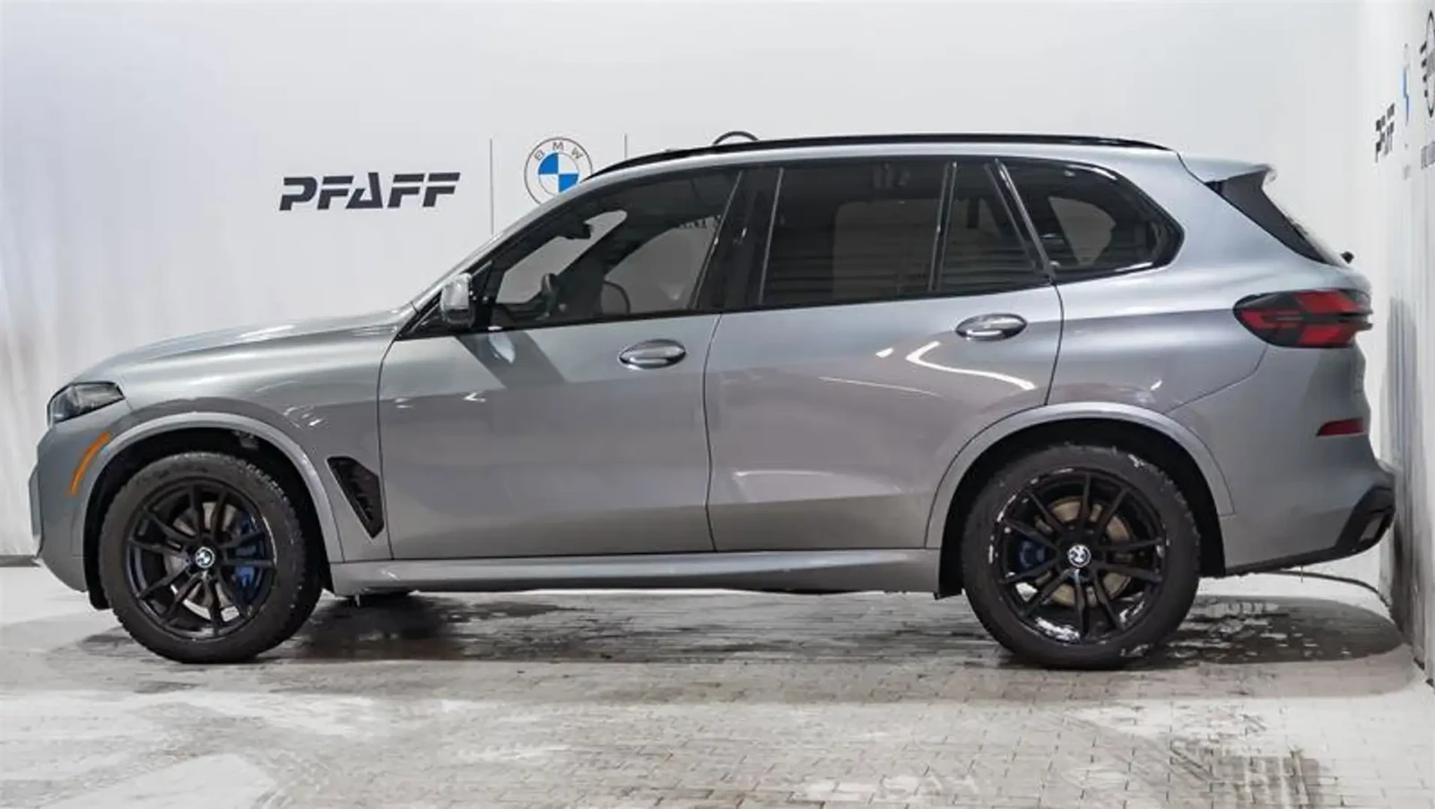 BMW X5 XDRIVE40I* ЛИЗИНГ* М СПОРТ, снимка 2 - Автомобили и джипове - 54738379