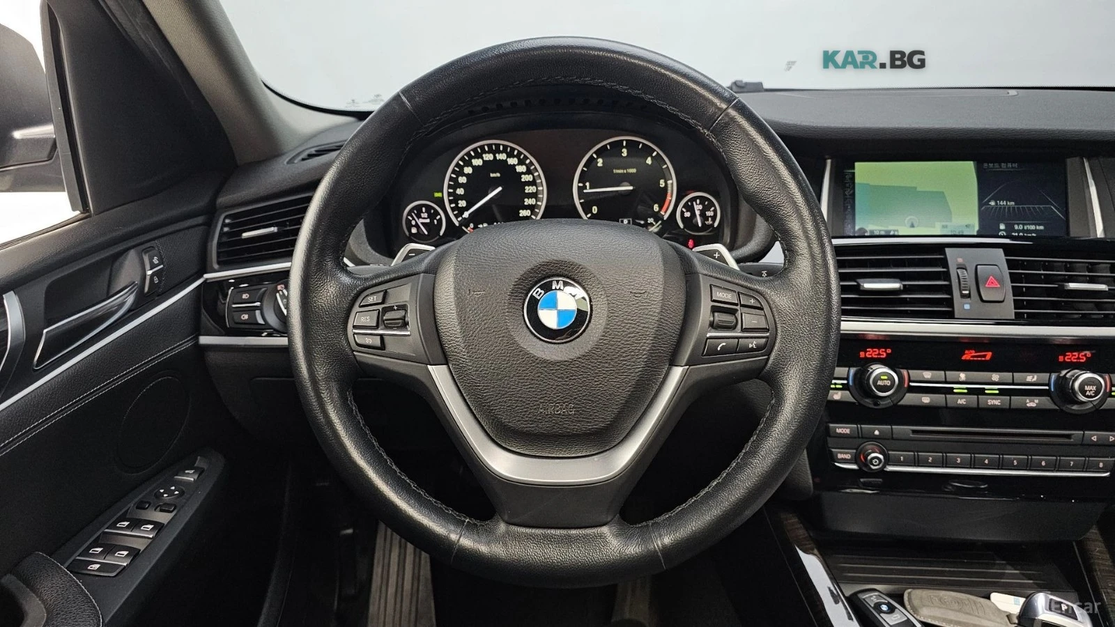 BMW X4 * X-DRIVE* M PACK* 360* Ambient Light* Head-up* , снимка 13 - Автомобили и джипове - 55063050
