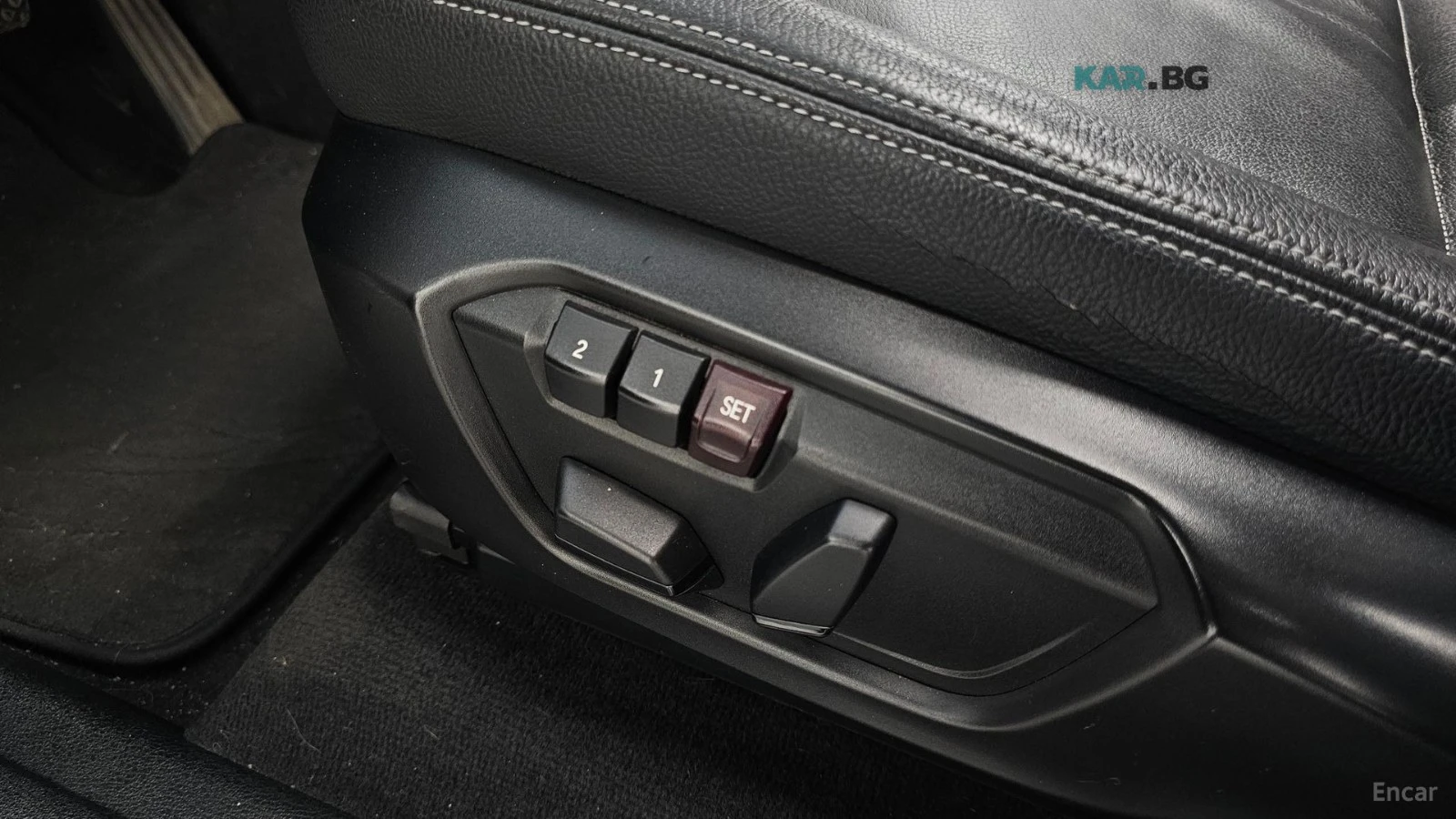 BMW X4 * X-DRIVE* M PACK* 360* Ambient Light* Head-up* , снимка 16 - Автомобили и джипове - 55063050