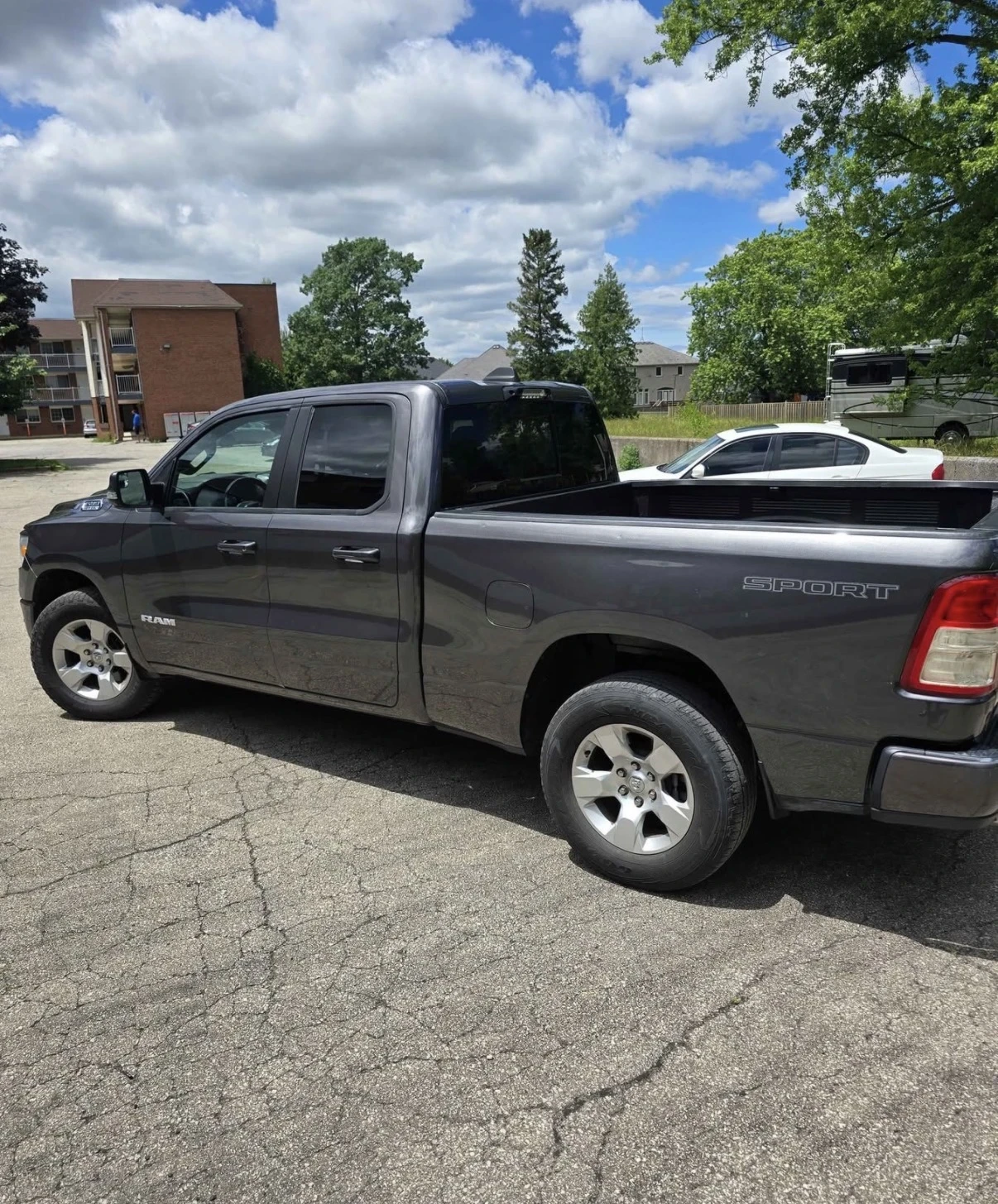 Dodge RAM 1500 BUG HORN/LONE STAR * 5.7 HEMI * ALPINE * AWD * , снимка 5 - Автомобили и джипове - 55063683