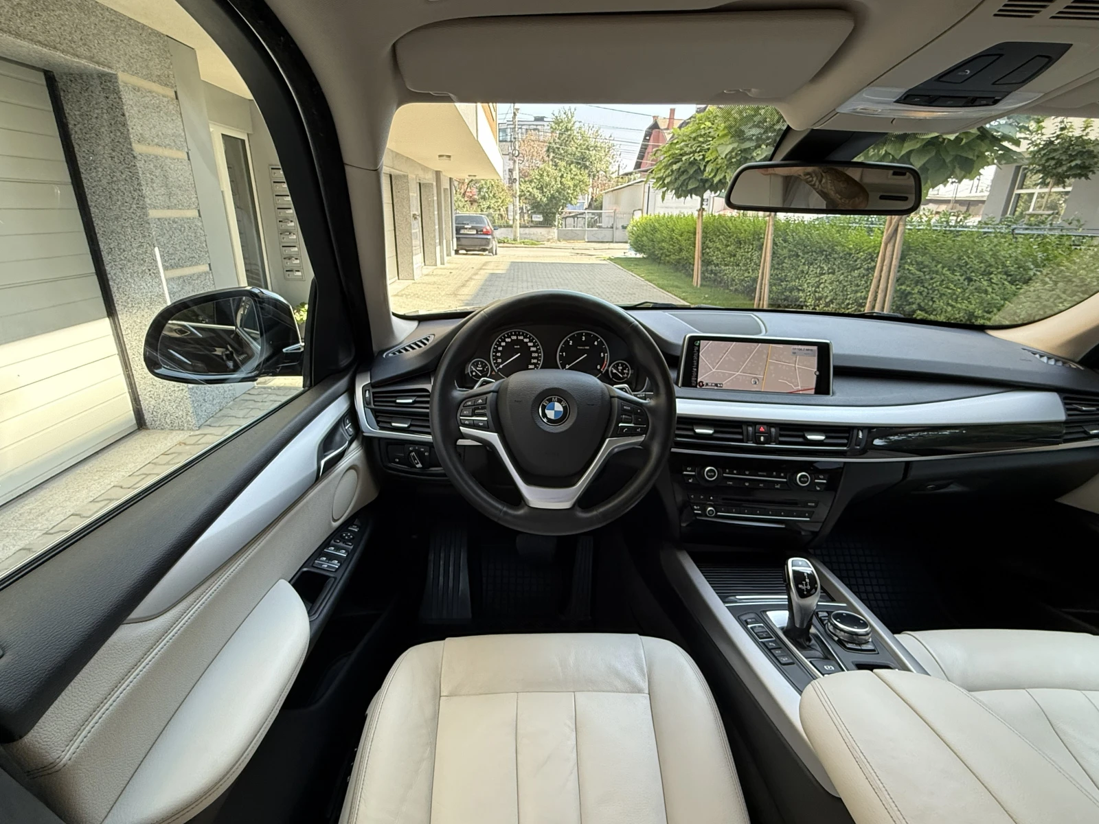 BMW X5 SPORT-LINE-INDIVIDUAL-3.0D-X-drive-ШВЕЙЦАРИЯ-FULL, снимка 10 - Автомобили и джипове - 55331196