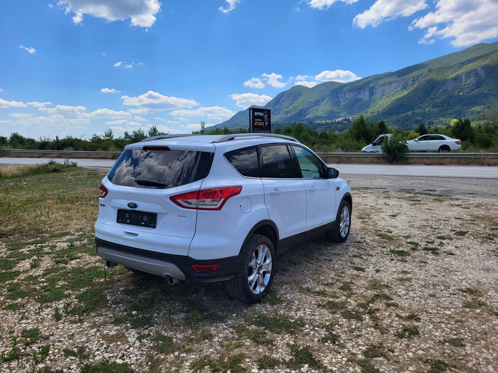 Ford Kuga 2.0TDCI 4WD, снимка 5 - Автомобили и джипове - 55541498