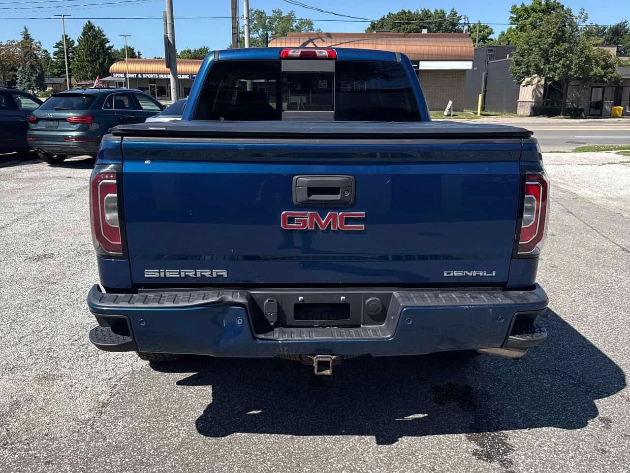 Gmc Sierra * Denali * CARFAX * ЛИЦЕНЗИРАН ДИЛЪР, снимка 4 - Автомобили и джипове - 55541549