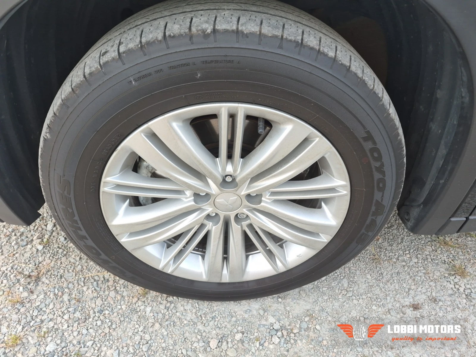 Mitsubishi Outlander, снимка 6 - Автомобили и джипове - 55928999