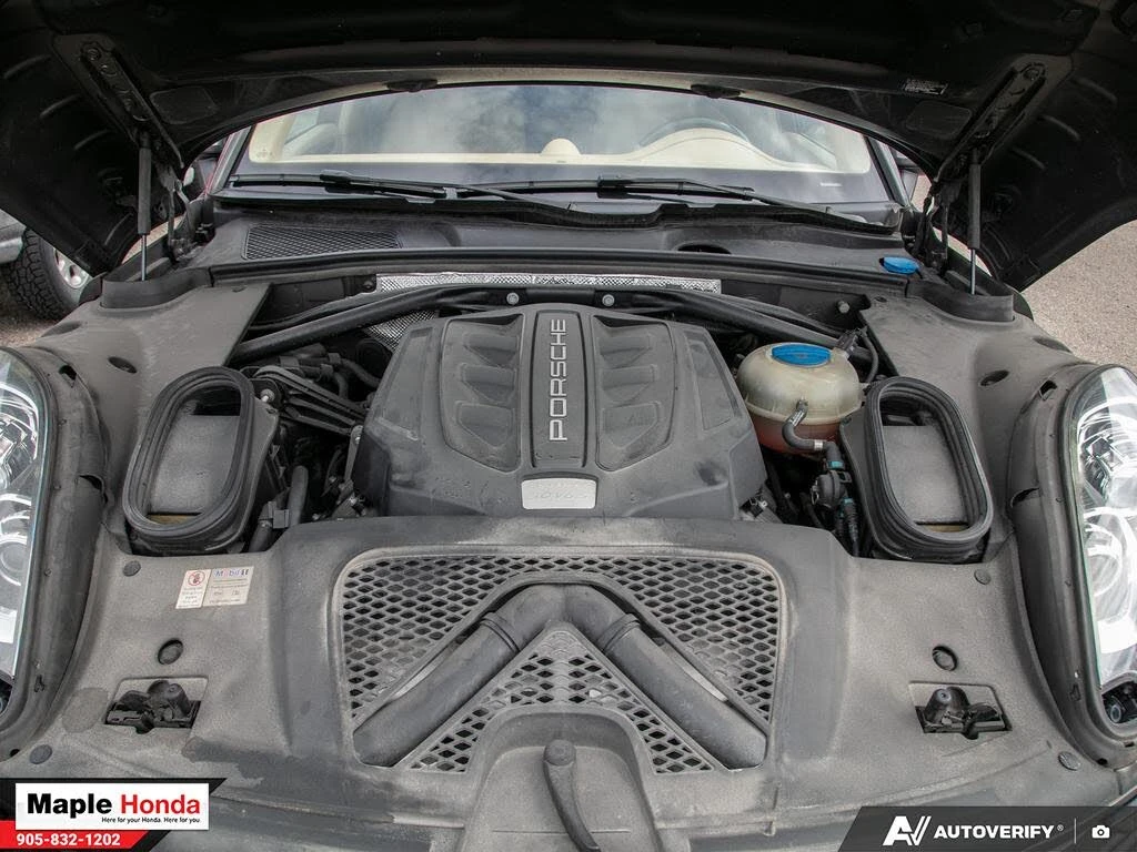 Porsche Macan PDK* BOSE* S* ОБДУХВАНЕ* ПАНОРАМА* , снимка 14 - Автомобили и джипове - 55989811