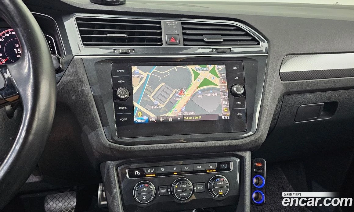 VW Tiguan 2.0 TDI 4Motion Prestige, снимка 14 - Автомобили и джипове - 56122228