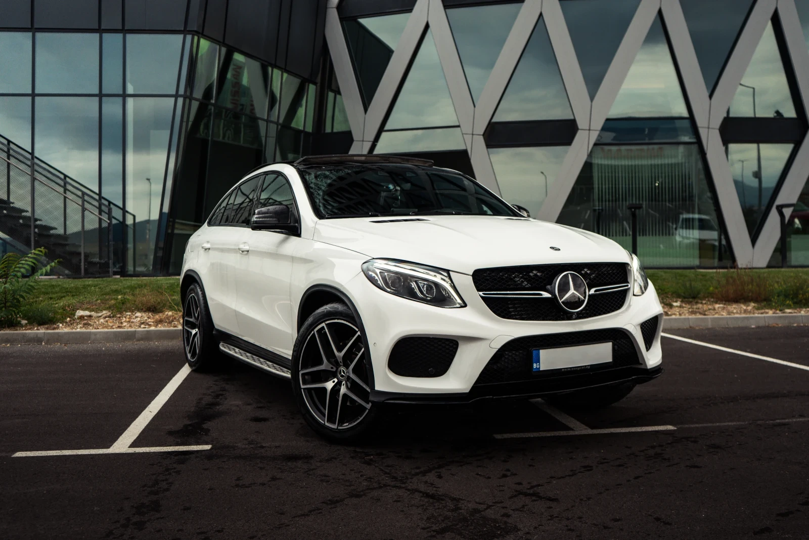 Mercedes-Benz GLE 350 Amg-Line/Coupe/Harmankardon/Панорама/360/Keyless