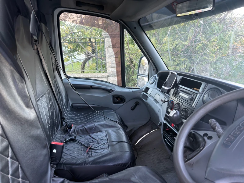 Iveco 35s12 Перфектен, снимка 3 - Бусове и автобуси - 52437836