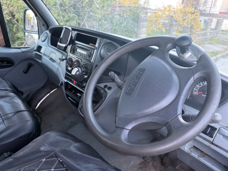 Iveco 35s12 Перфектен, снимка 4 - Бусове и автобуси - 52437836