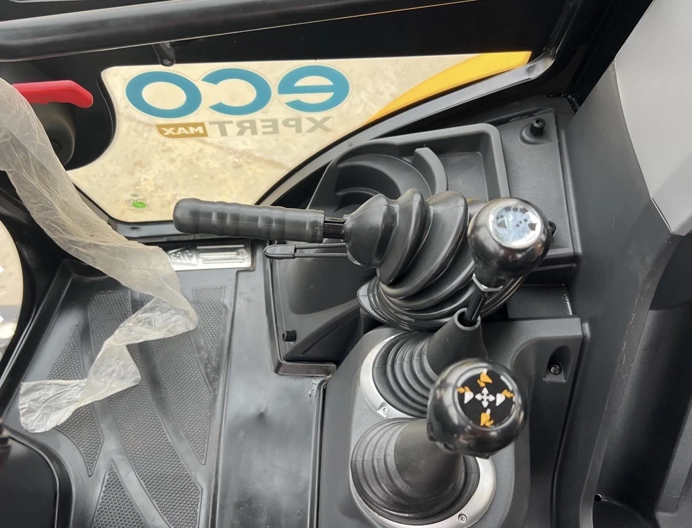 Багер JCB 3DX SUPER, снимка 10 - Индустриална техника - 54049474