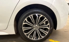 Toyota Corolla Hybrid/Executive/FULL EXTRAS/ACC/KEYLESS/CAM/LED/, снимка 16