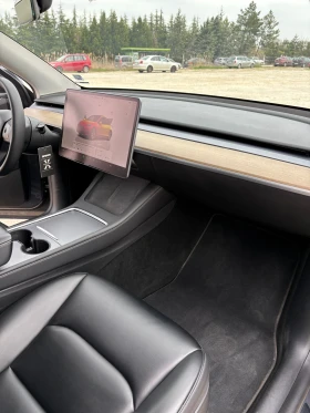 Tesla Model Y LR Dual Motor  - 29490 € / 57677.43 лв. - 30041589 7