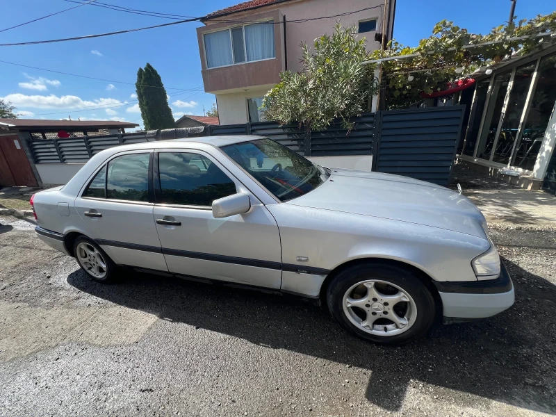 Mercedes-Benz C 250 Turbodiesel , снимка 3 - Автомобили и джипове - 47707188