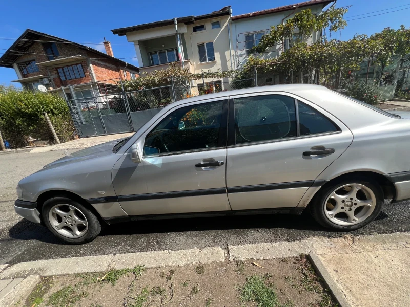 Mercedes-Benz C 250 Turbodiesel , снимка 8 - Автомобили и джипове - 47707188