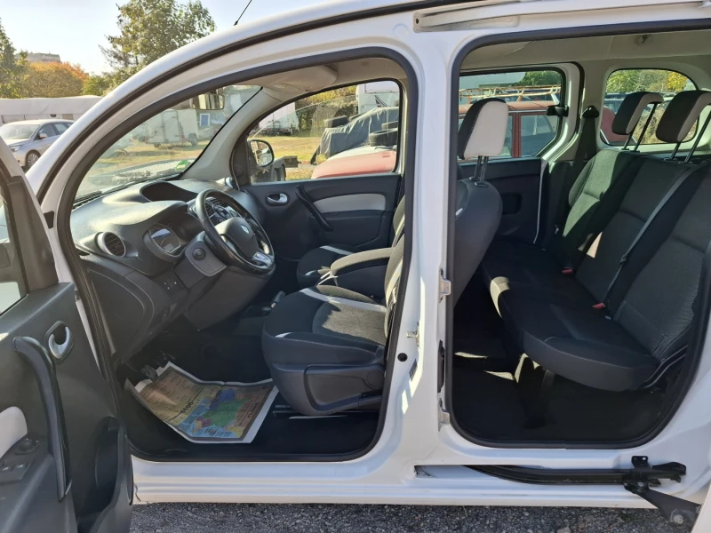 Renault Kangoo 1.5DCI, снимка 11 - Автомобили и джипове - 47786973