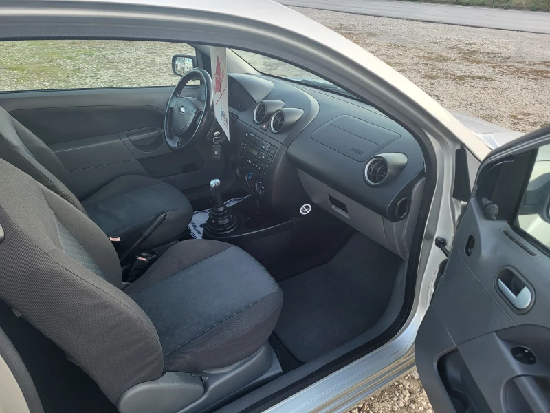 Ford Fiesta 1.4TDCi, снимка 12 - Автомобили и джипове - 47809327