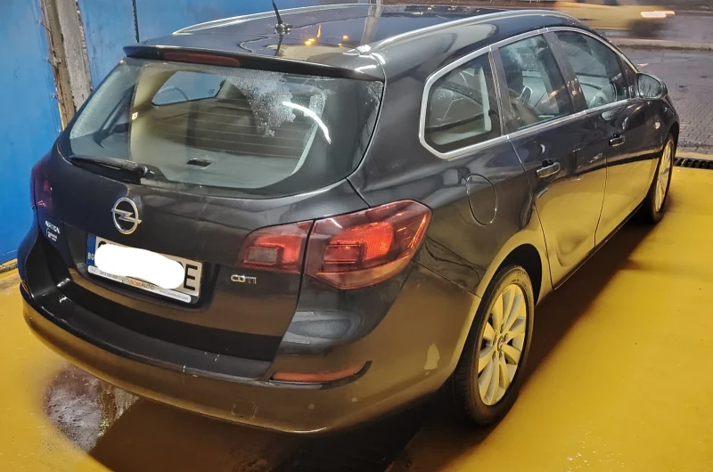 Opel Astra 1700, снимка 3 - Автомобили и джипове - 48084143