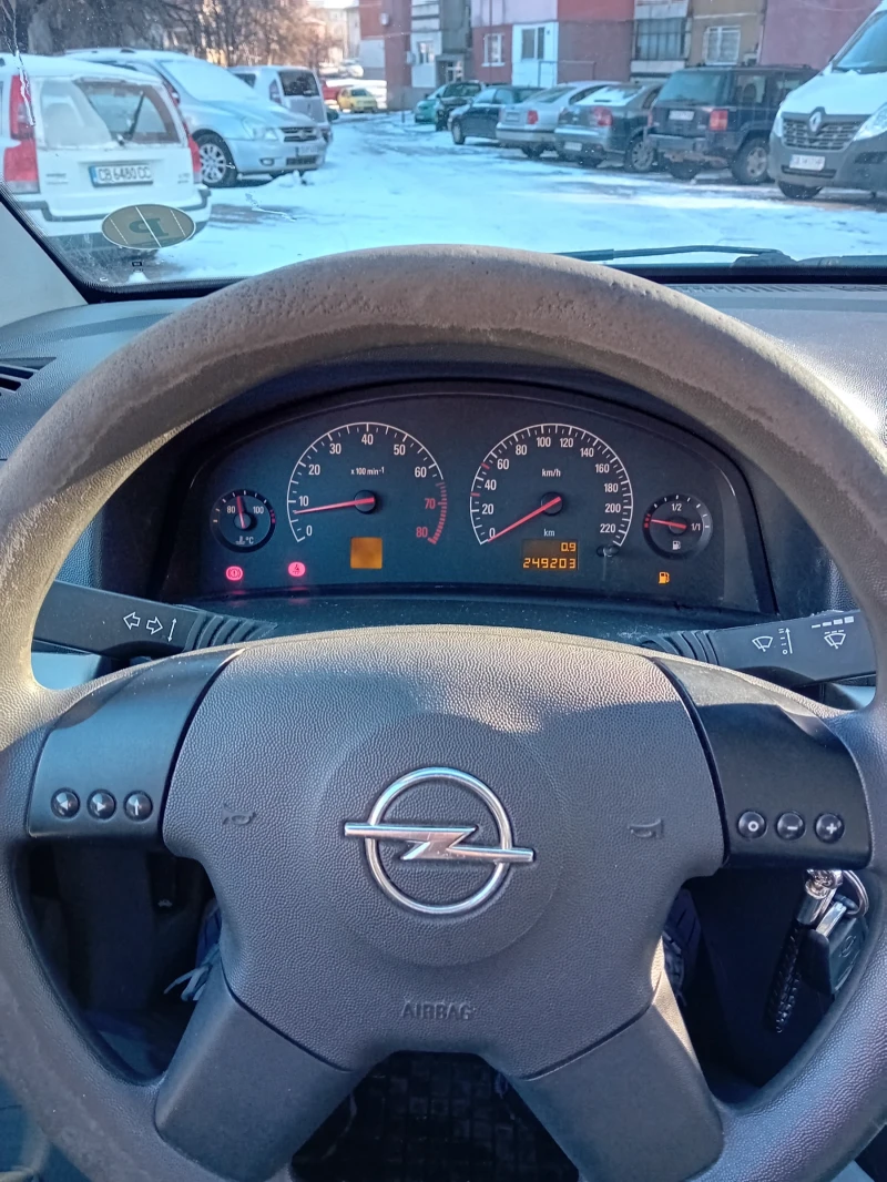 Opel Vectra 1.8, снимка 7 - Автомобили и джипове - 48561982