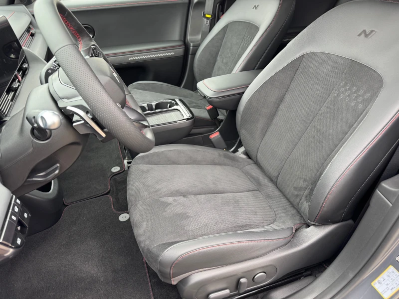 Hyundai Ioniq 5 N-Line/84kw/4x4/325PS, снимка 8 - Автомобили и джипове - 49659848