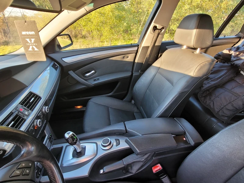 BMW 523 2.5, снимка 10 - Автомобили и джипове - 52248339