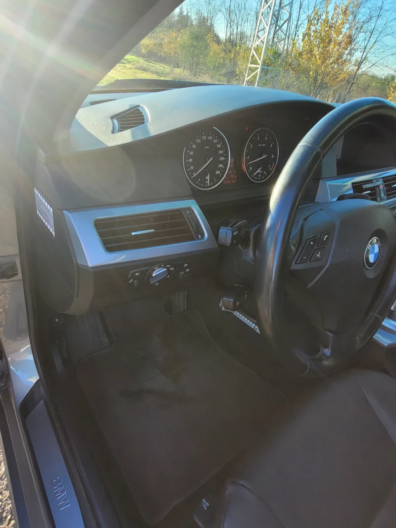 BMW 523 2.5, снимка 11 - Автомобили и джипове - 52248339