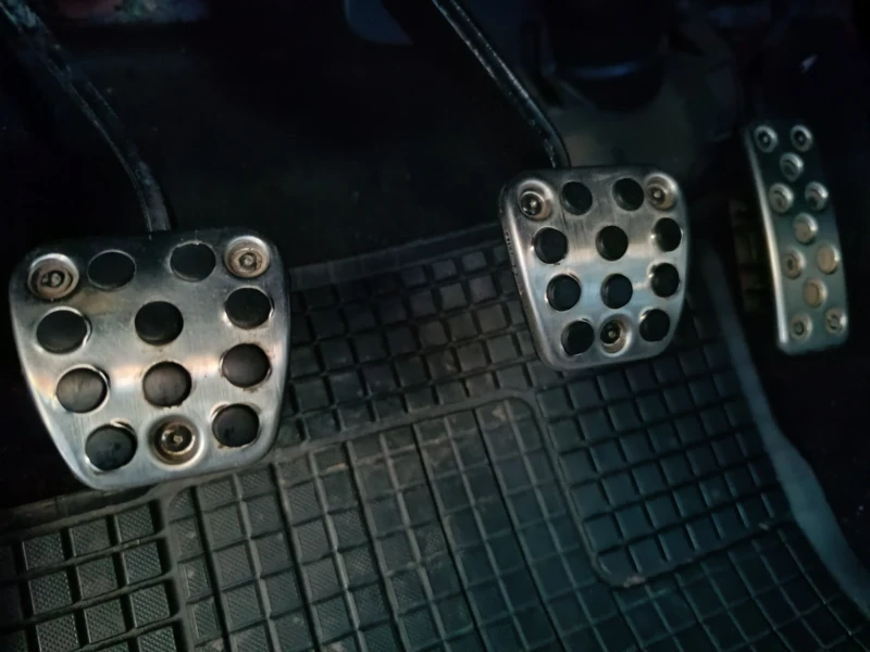 Honda Civic 2.2 dizel, снимка 9 - Автомобили и джипове - 52817370