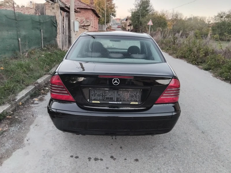Mercedes-Benz C 200 2, 2 CDI, снимка 6 - Автомобили и джипове - 53030910