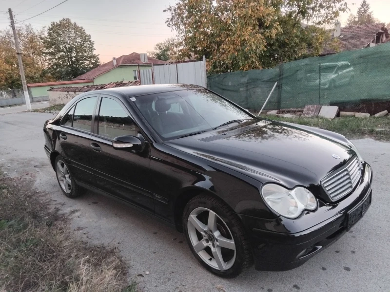 Mercedes-Benz C 200 2, 2 CDI, снимка 10 - Автомобили и джипове - 53030910