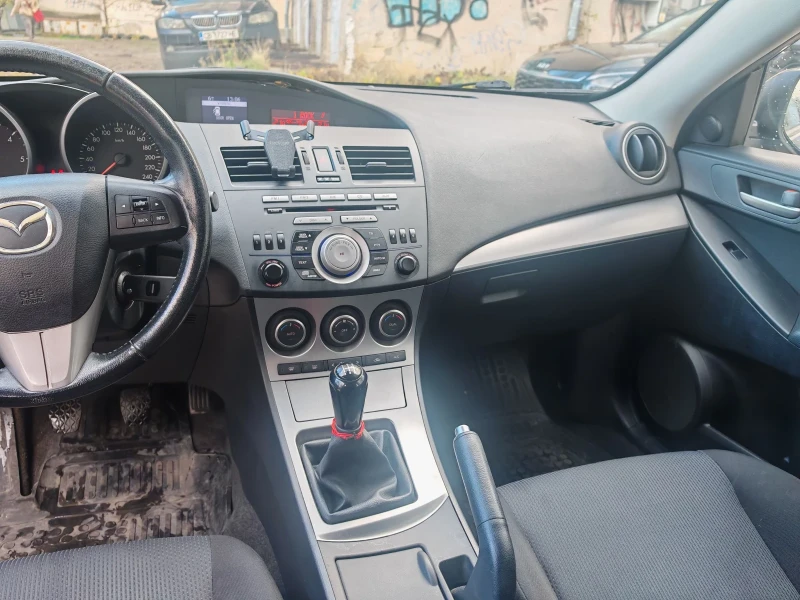 Mazda 3 HDI, снимка 9 - Автомобили и джипове - 53043093
