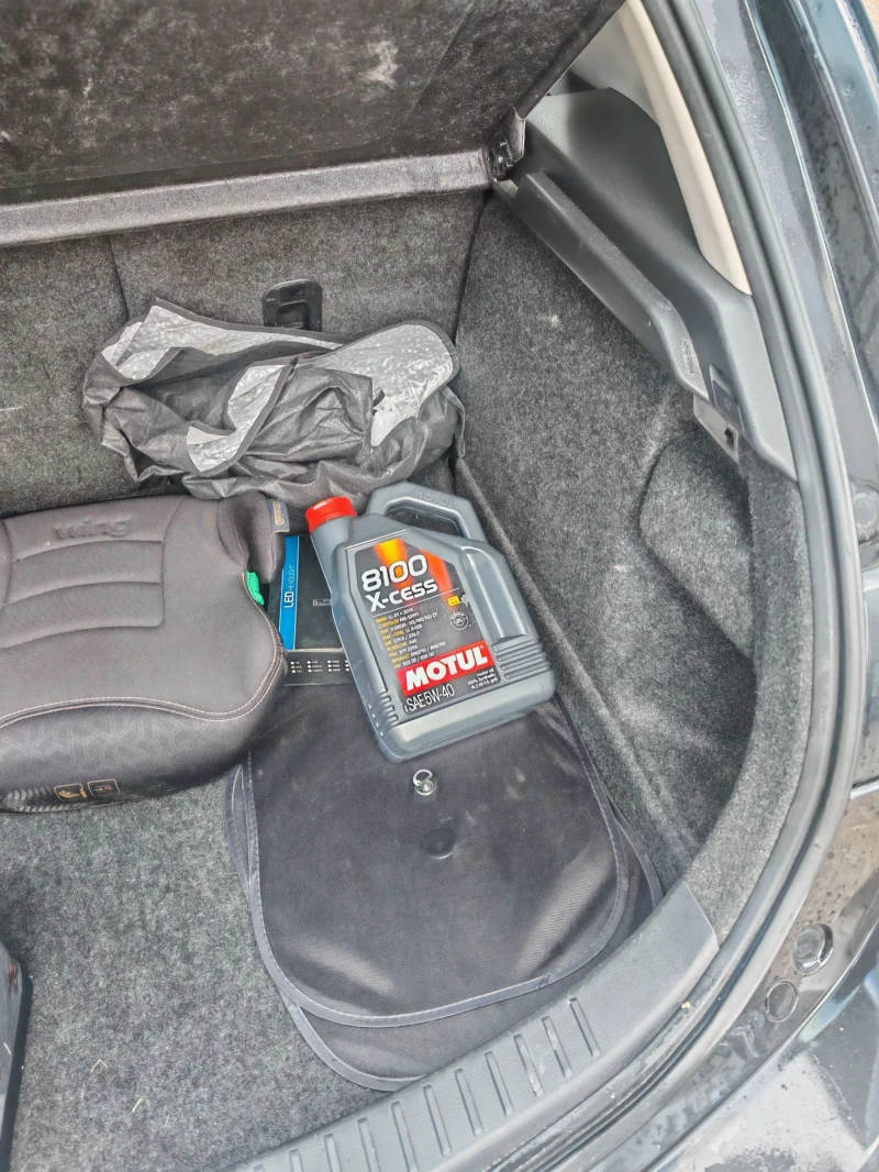 Mazda 3 HDI, снимка 12 - Автомобили и джипове - 53043093