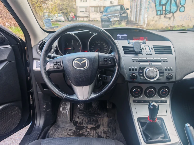Mazda 3 HDI, снимка 11 - Автомобили и джипове - 53043093