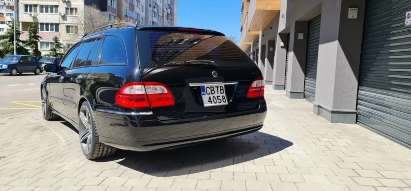 Mercedes-Benz E 500, снимка 7 - Автомобили и джипове - 53477091