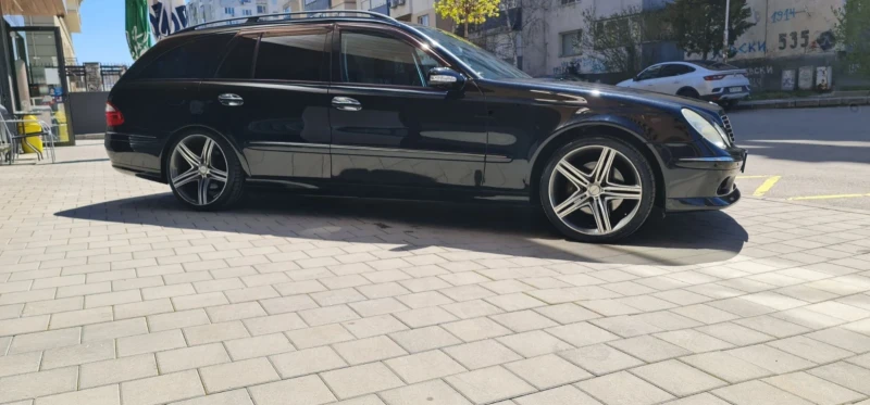 Mercedes-Benz E 500, снимка 6 - Автомобили и джипове - 53477091
