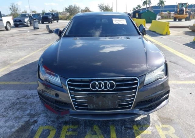 Audi A7 PREMIUM PLUS* Quattro* Bose* м.точка* подгрев* , снимка 2 - Автомобили и джипове - 48676174