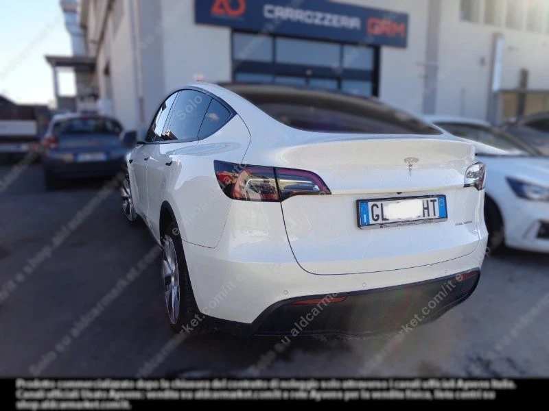 Tesla Model Y LONG RANGE AWD DUAL MOTOR - изображение 3