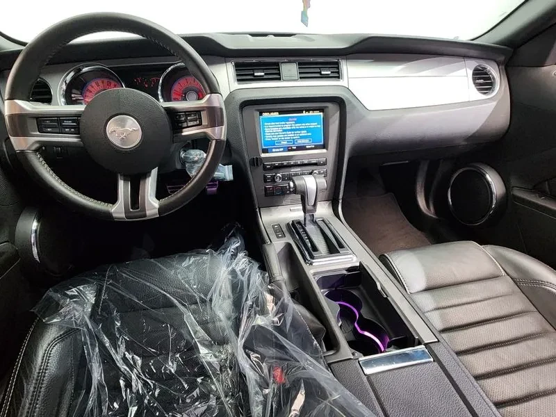 Ford Mustang 4.0i, снимка 7 - Автомобили и джипове - 53900708