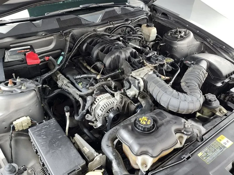 Ford Mustang 4.0i, снимка 6 - Автомобили и джипове - 53900708