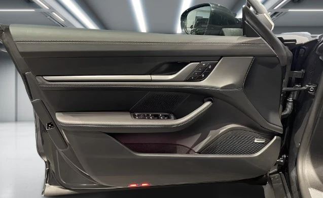 Porsche Taycan 4S Sport Turismo = Sport Chrono = Гаранция, снимка 5 - Автомобили и джипове - 54046552