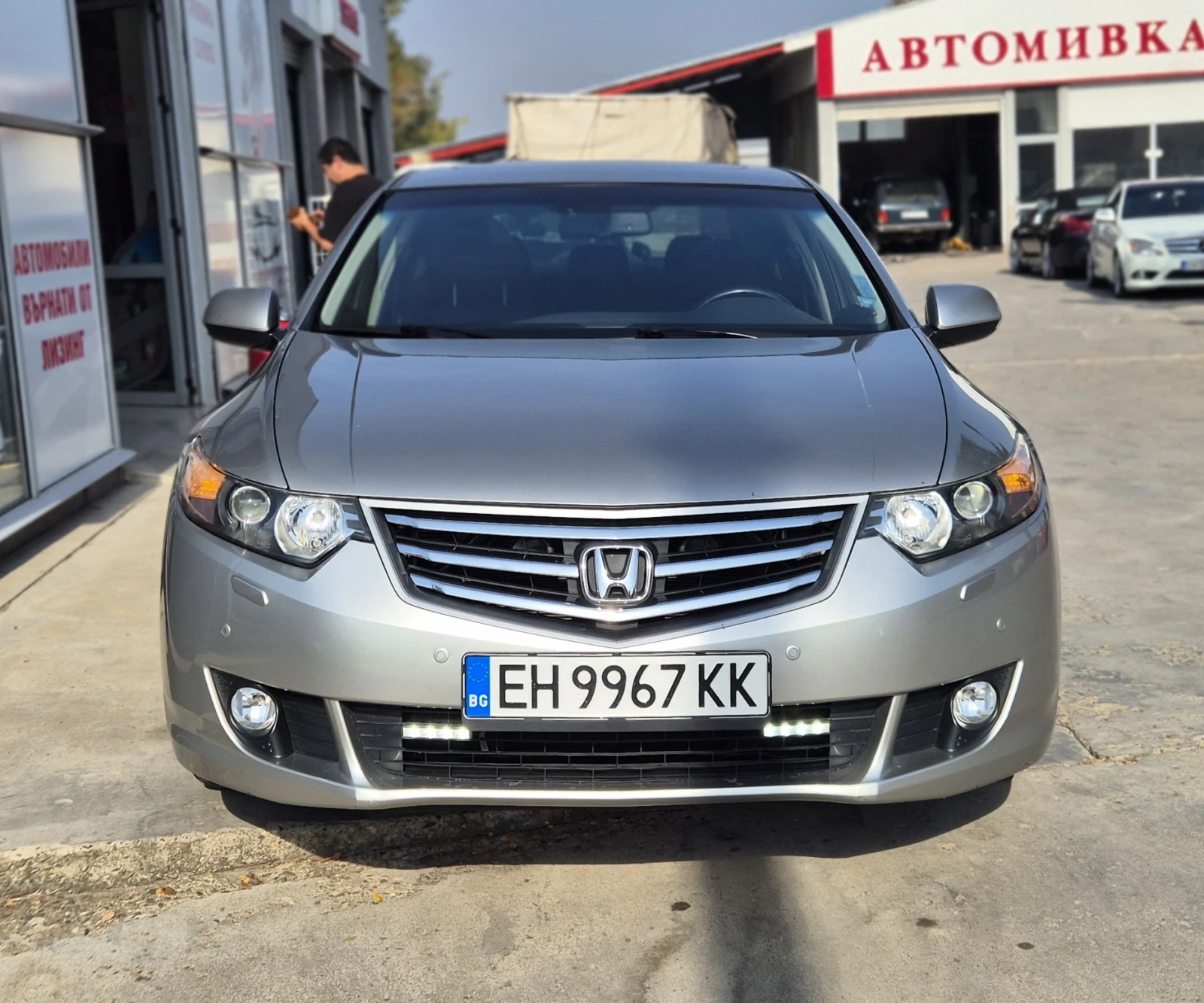 Honda Accord 2.0i-vtec - изображение 2