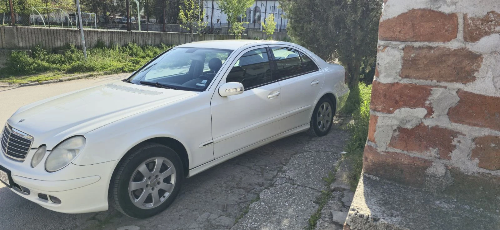 Mercedes-Benz E 200 | Mobile.bg — изображение 1