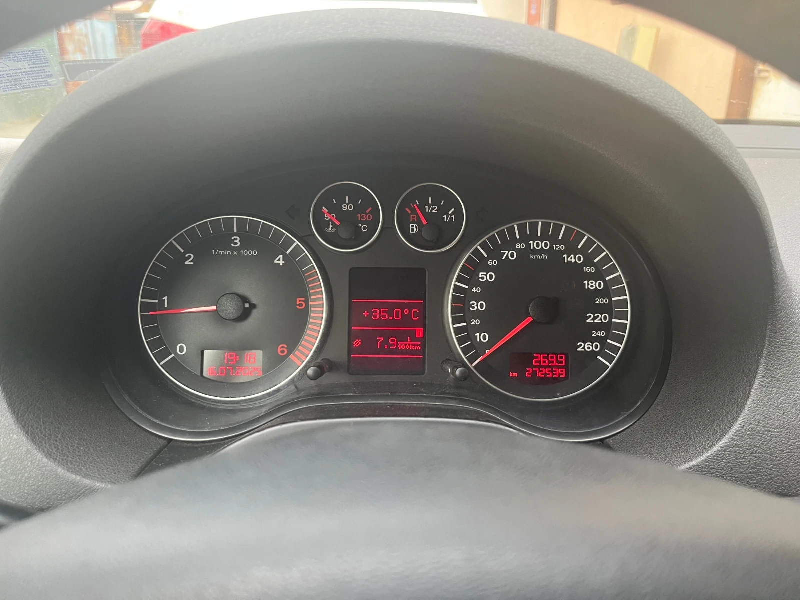 Audi A3 2.0TDI - изображение 9