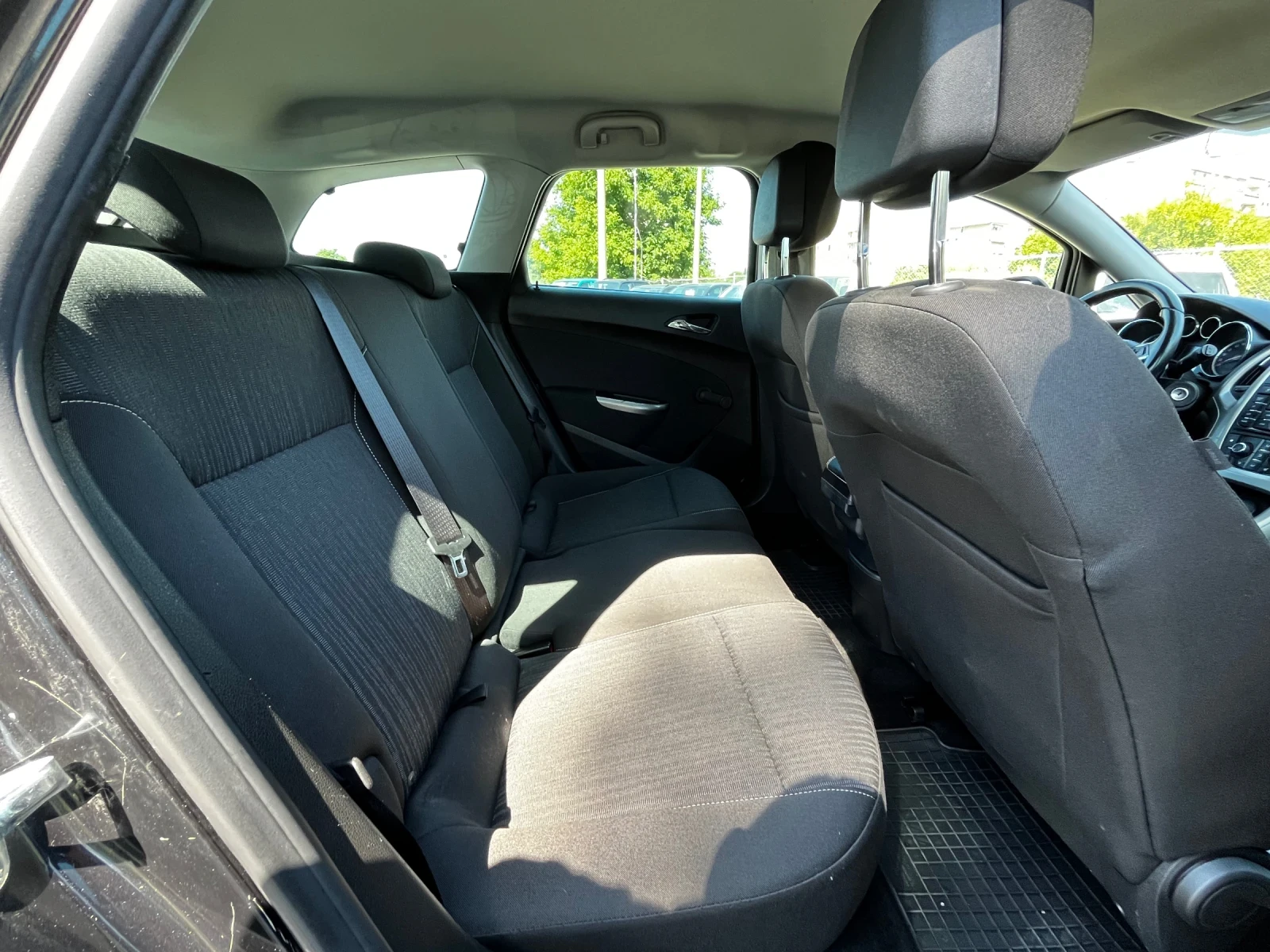 Opel Astra 1.4i 101кс | Mobile.bg — изображение 11