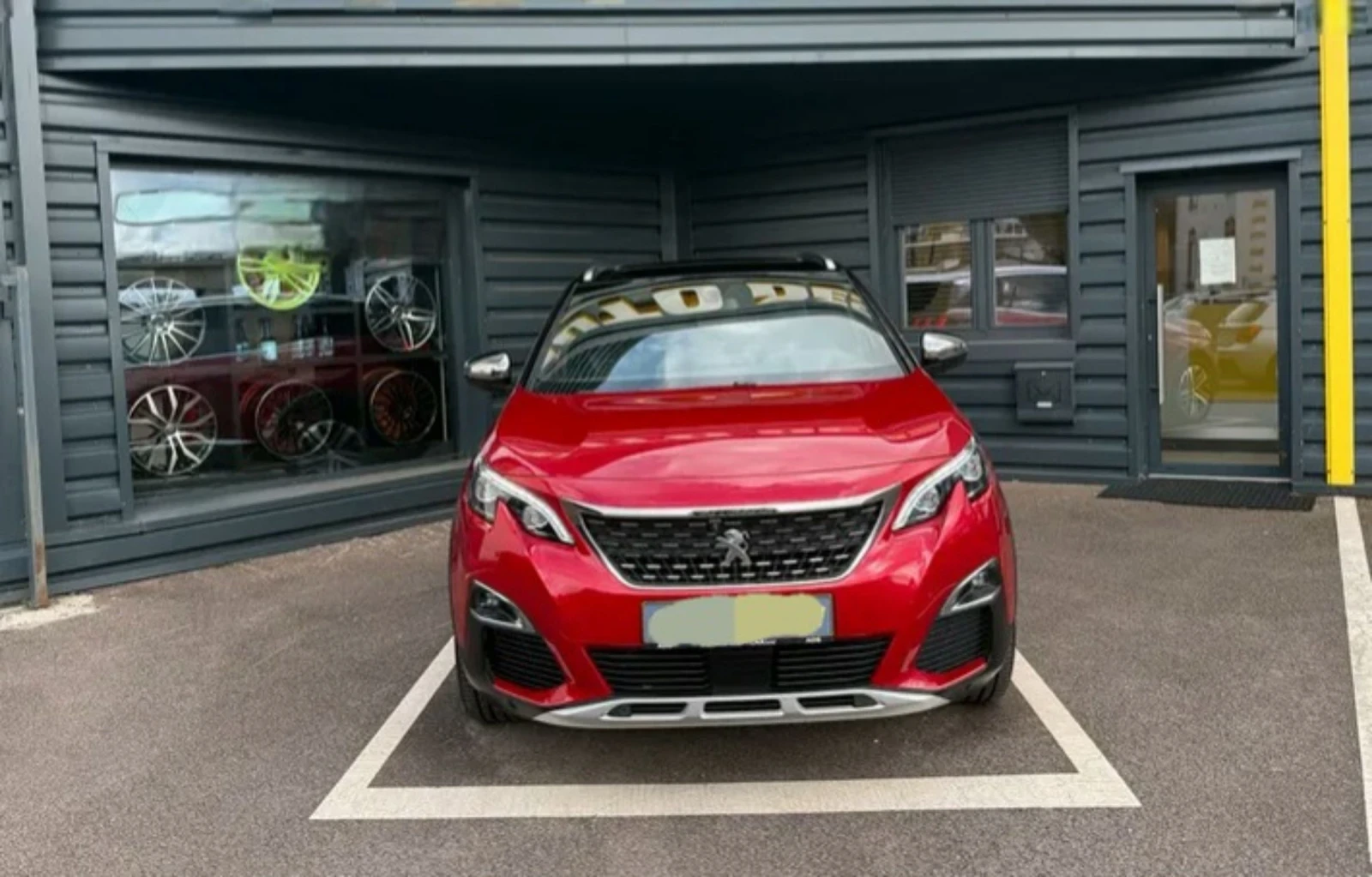 Peugeot 3008 2. 0 GT BLUEHDi 181 S&S EAT8 - изображение 2